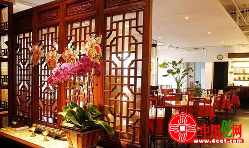 茶楼改行加盟素食餐厅  独创茶菜新亮点