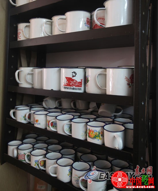 80年代记忆：上海首家80后主题餐厅受追捧（组图）