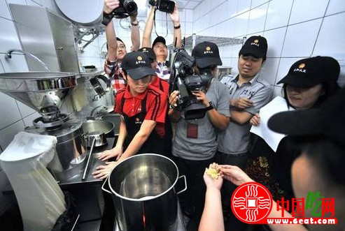 永和大王：每一杯豆浆都现磨（图）