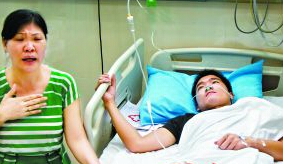 广州有毒卤鸭脖小贩：错把亚硝酸盐当味精放