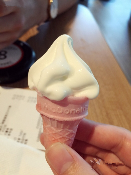 城会玩系列:麦当劳自创汉堡用餐体验