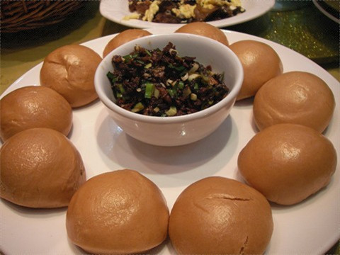 乌龙事儿：月饼吃出一套房 窝窝头一个38元