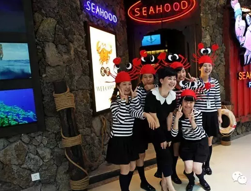 水货：中国最奇葩餐厅如何赚年轻人的钱？