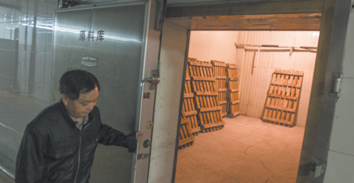 温州鸭舌企业初旭食品老板失联 近四月工资没发