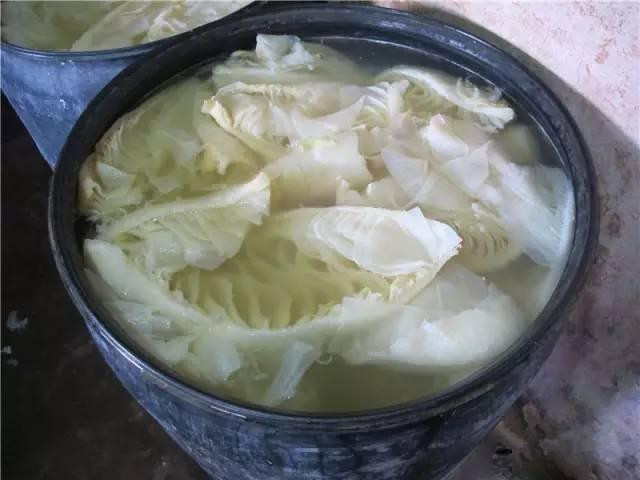 广东顺德查获“毒牛百叶”5吨 甲醛泡后“口感更好”可致癌