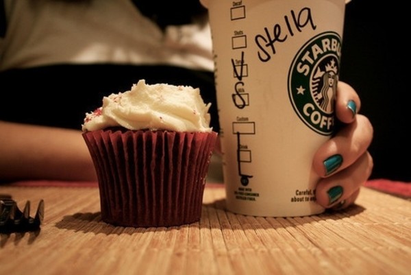 星巴克本季盈测逊预期 首季盈利跌三成