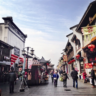 春节杭州景区餐厅茶楼生意好到爆