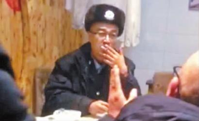 “天价鱼”当事人回应与餐厅老板拥抱:没有和解